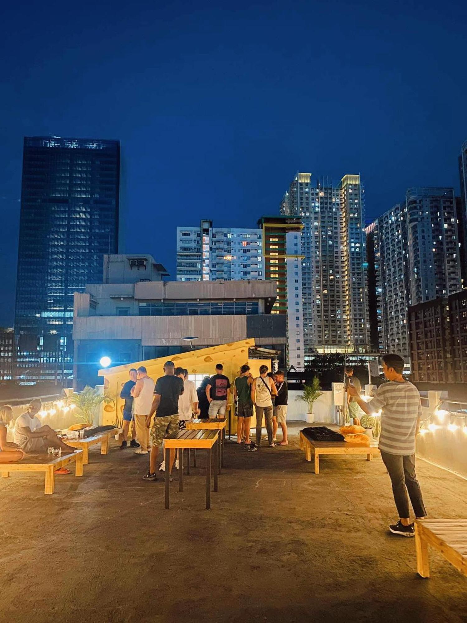 Cheese Hostel Manila Makati City Exteriér fotografie
