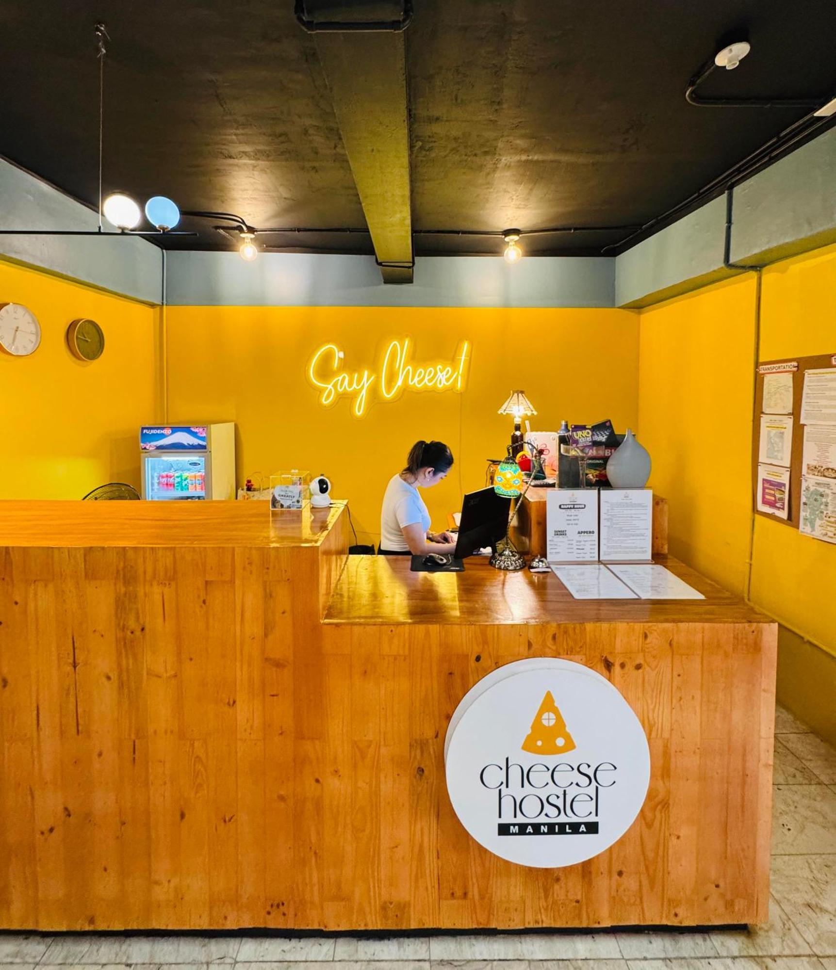 Cheese Hostel Manila Makati City Exteriér fotografie